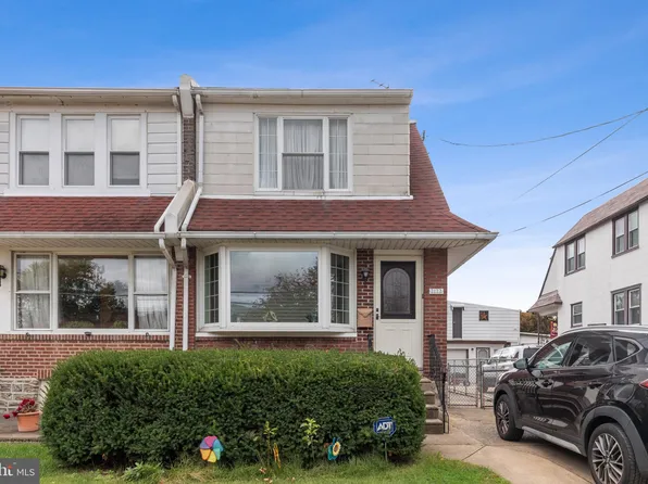 2122 Griffith St, Philadelphia, PA 19152