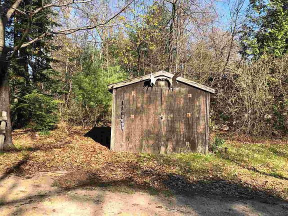 5th image of W4957 Lake Dr