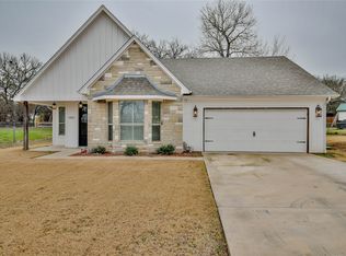 1406 Blackhawk Cir, Granbury, TX 76048