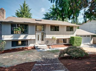 10628 NE 55th St, Kirkland, WA 98033