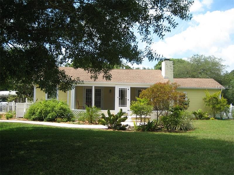1st image of 1327 Stoeber Ave