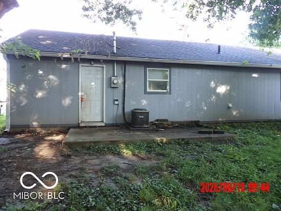 3rd image of 81 Crestview Dr