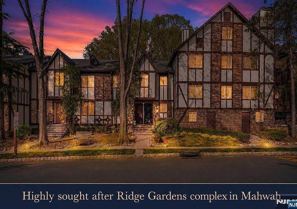 1st image of 3711 Mark Twain Way