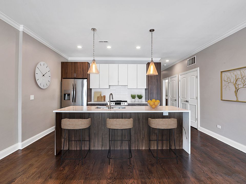 3x2RR - Kitchen