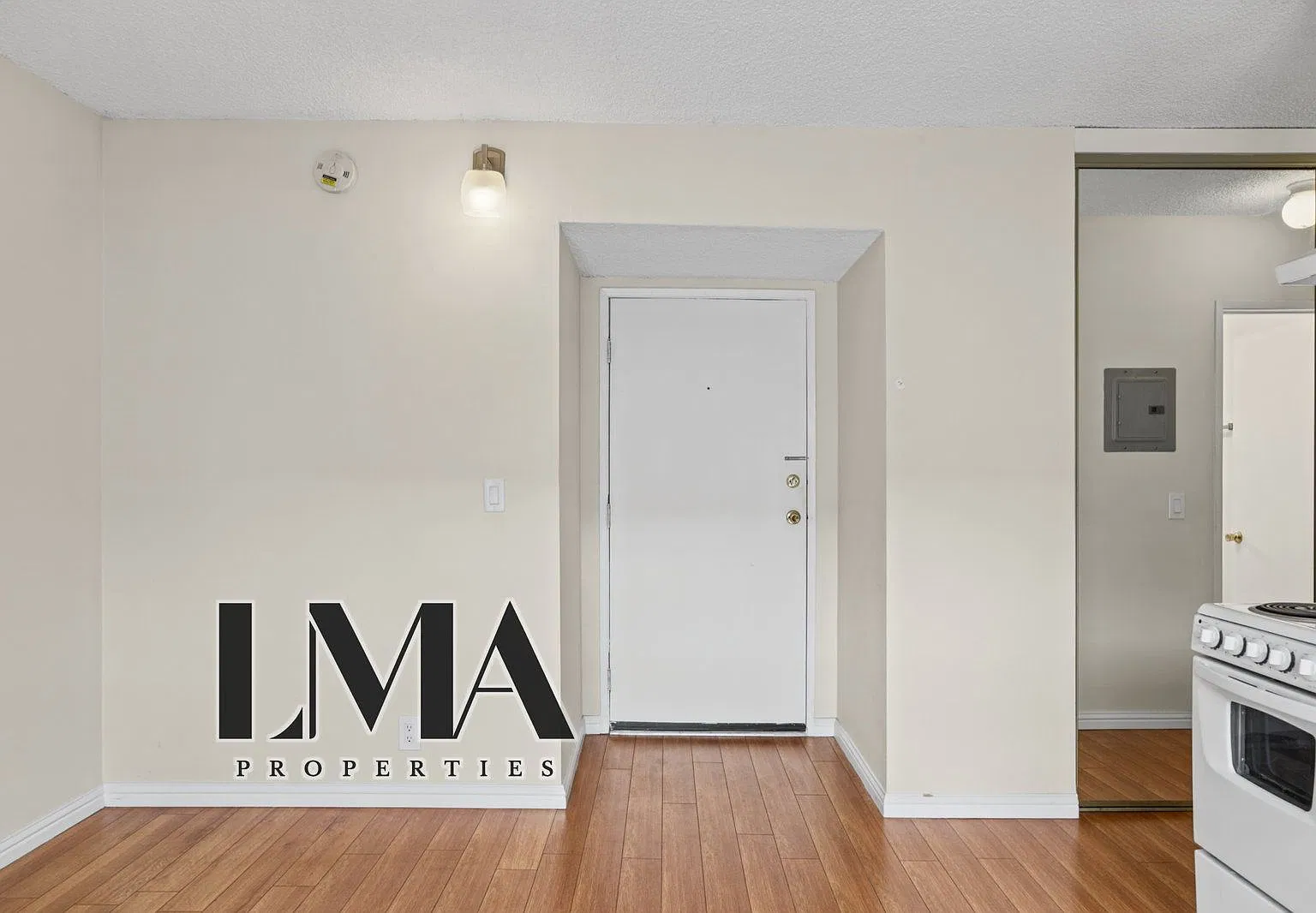 Studio, 1.0 bath, 400 sqft, $1,675 — Photo 2