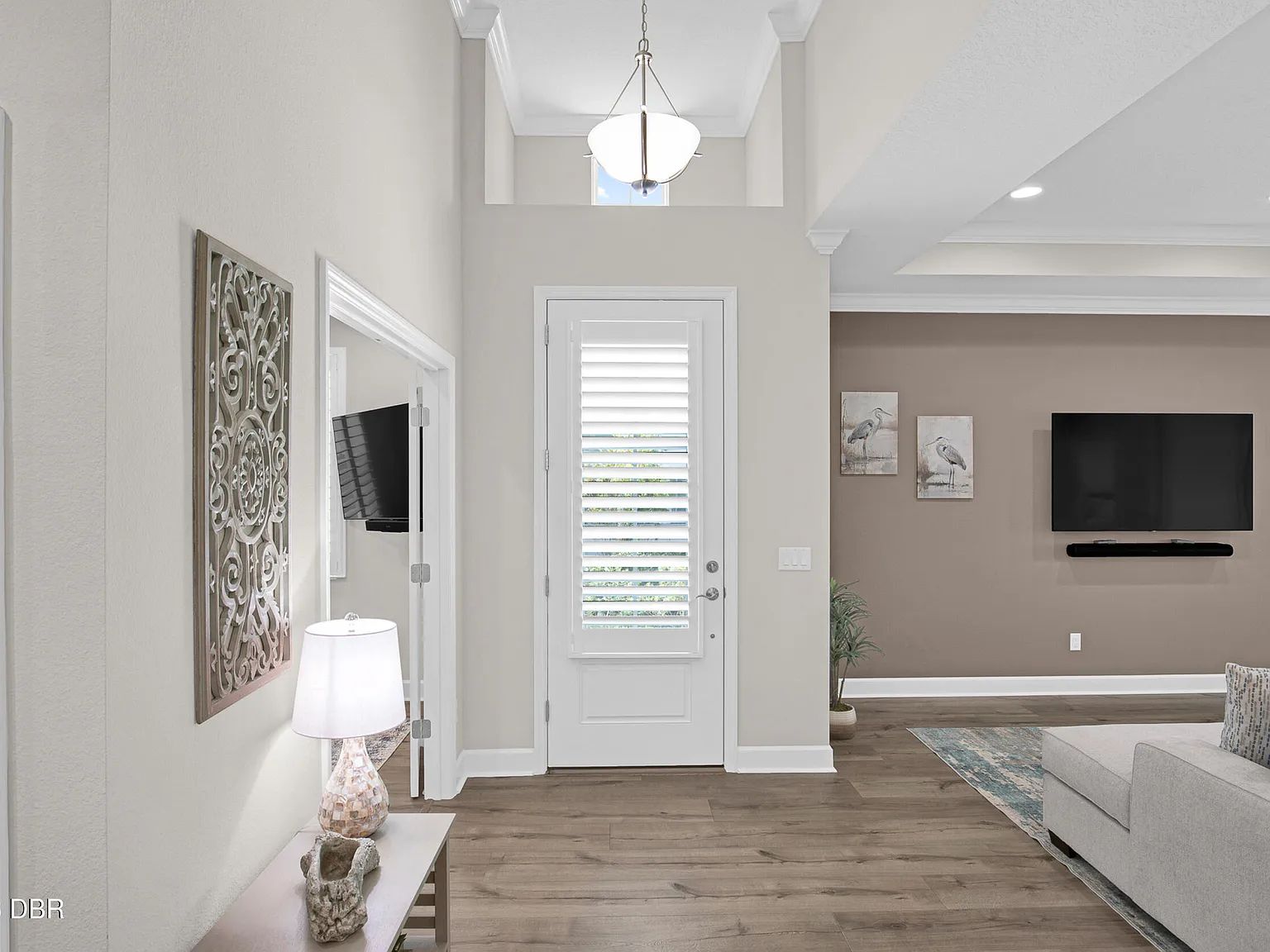 2 bed, 2.0 bath, 1563 sqft, $3,650 — Photo 3
