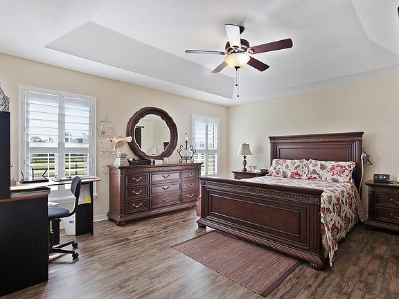 3rd image of 17264 SE 55th Pl