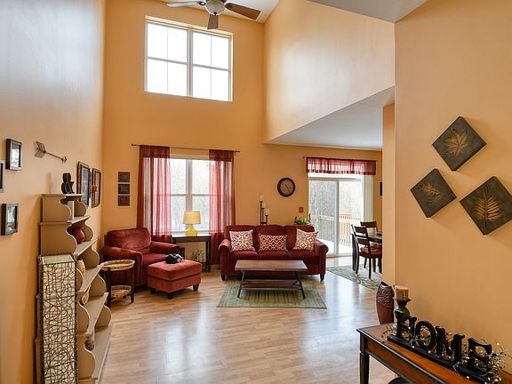 3rd image of 1094 Horizon Dr