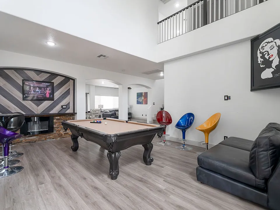 3190 E Eldorado Ln