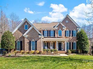 1341 Waynewood Dr, Waxhaw, NC 28173