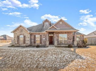1701 Gaines St, Pea Ridge, AR 72751