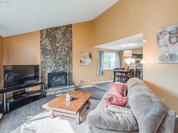 5th image of 2433 SE 54th Ct