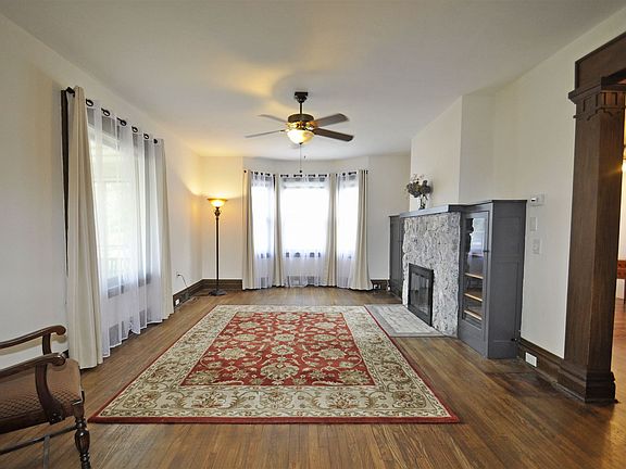 5th image of 820 Park Ave