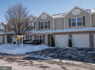 127 Kestrel Ct, Hummelstown, PA 17036