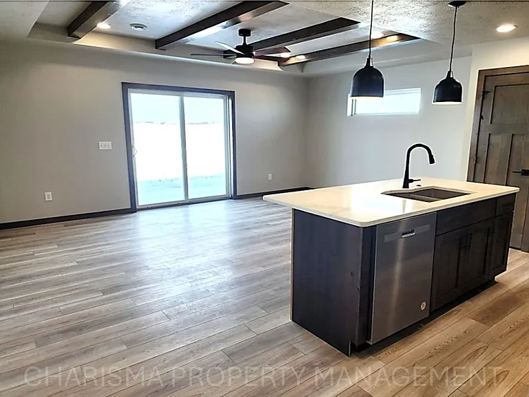 1601 Neil Ave #1605 — Photo 7