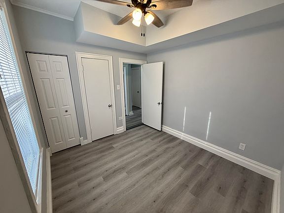 2nd image of 1824 W Hood Ave #2