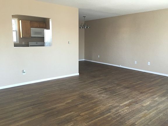 4th image of 5172 Manzanares Way