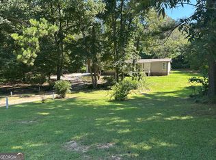 135 Oak Valley Dr SW, Oxford, GA 30054