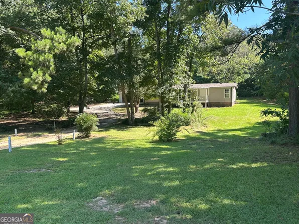 135 Oak Valley Dr SW, Oxford, GA 30054