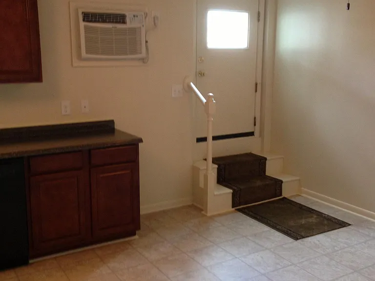 129 E State St #2 — Photo 3