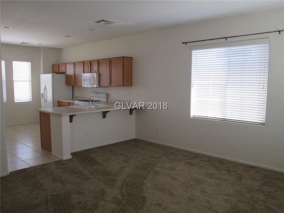 3rd image of 10448 Masons Creek St