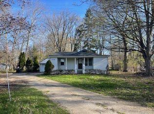 33718 Edmonton St, Farmington Hills, MI