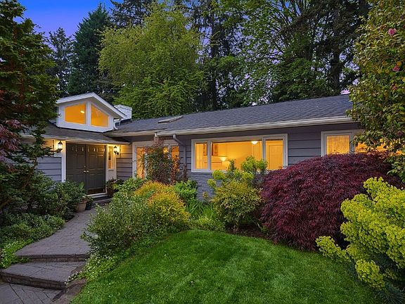 2nd image of 2647 80th Ave NE