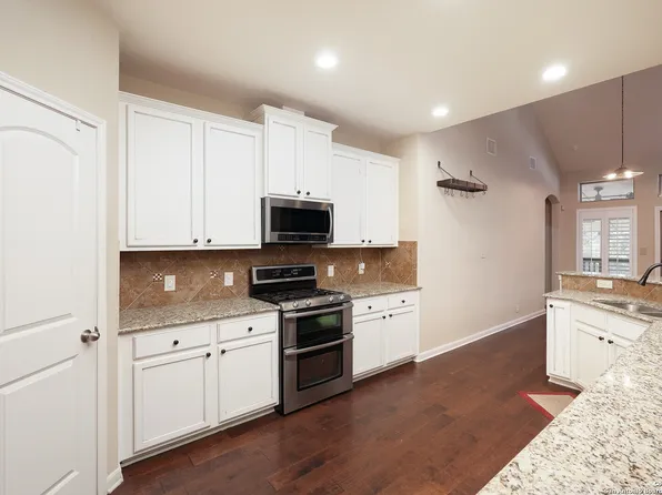 (undisclosed Address), Boerne, TX 78015