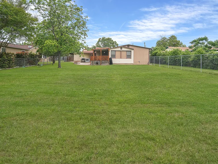 140 W Cheryl Dr — Photo 19