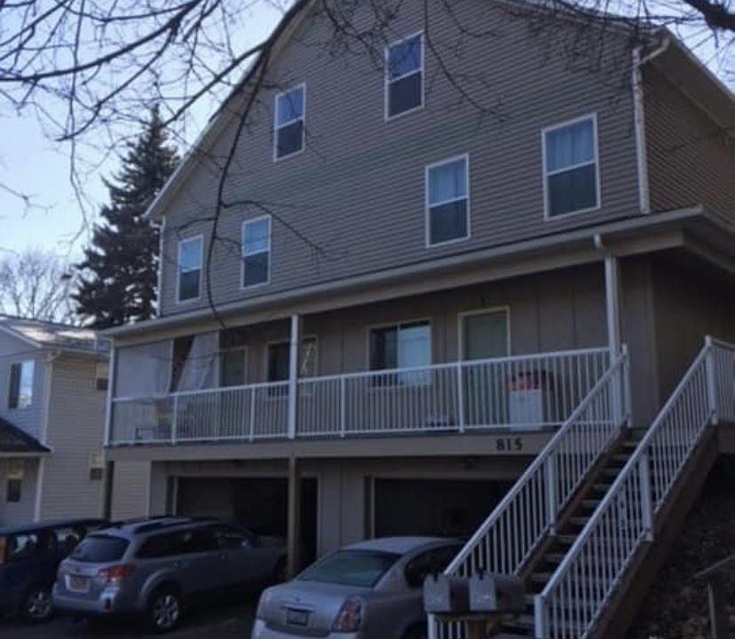 1st image of 815 NE Illinois St #1