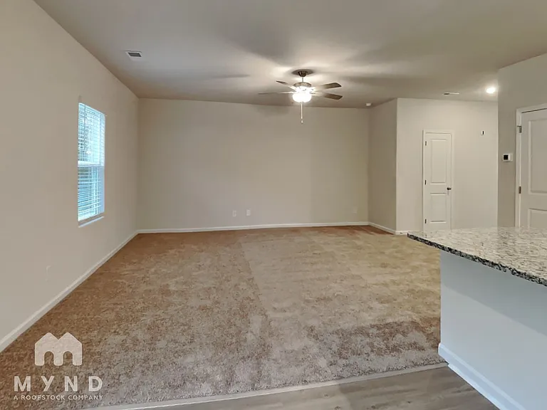 108 Taverners Ln — Photo 9