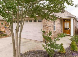 7589 Crepe Myrtle Ln, Denham Springs, LA 70706