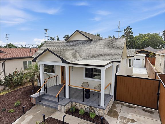 2nd image of 3667 Cimarron St