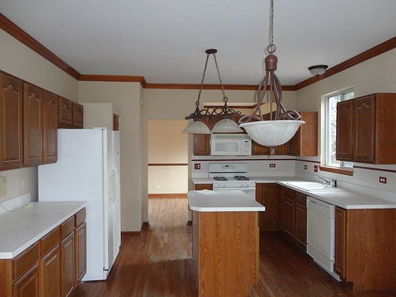5th image of 3120 Merrywell Ct