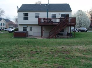 20583 Saratoga Ct, Ashburn, VA 20147