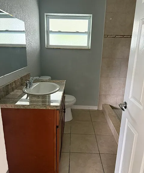 809 Lotus Ave — Photo 4