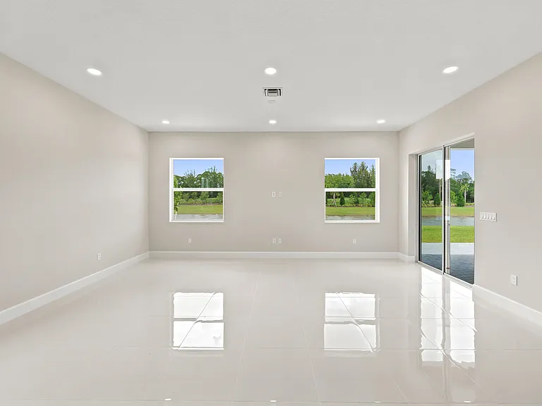14261 Spruce Pine Dr — Photo 48