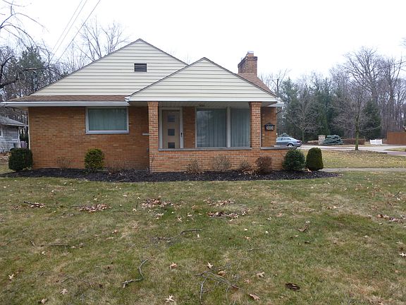 2nd image of 24604 Hilliard Blvd