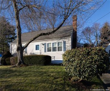 35 Deepwood Drive, Waterbury, CT, 06708