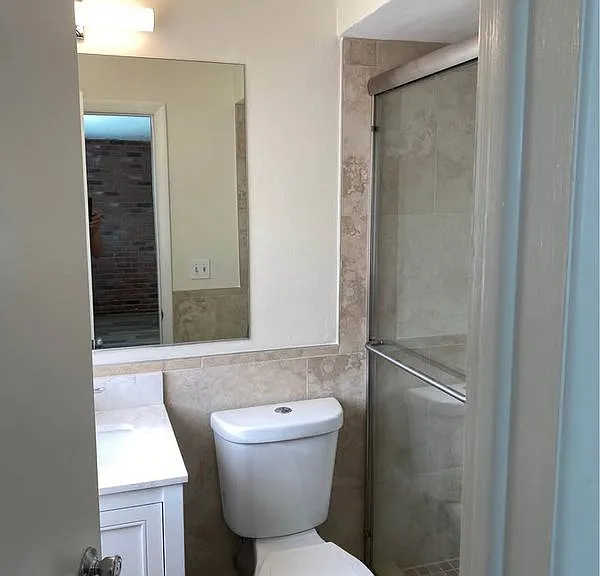 5105 Atlantic Ct #3 — Photo 3
