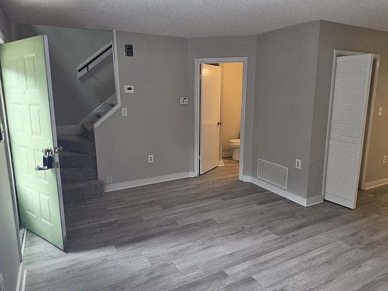 3622 Colchester St #8 — Photo 13