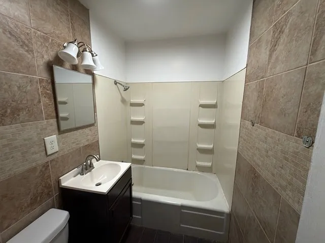 2411 North Dechman Avenue — Photo 4