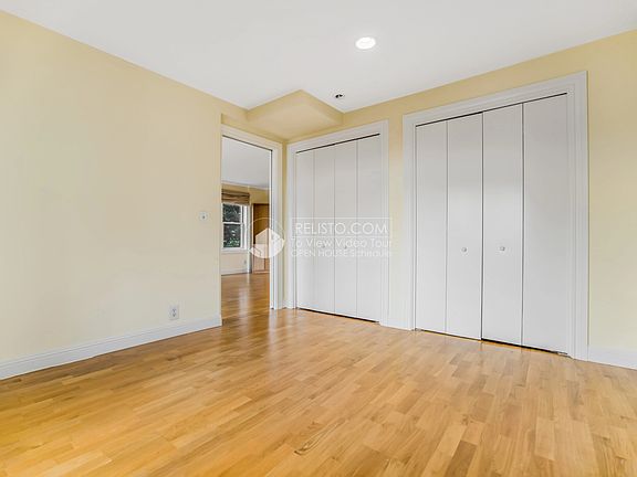 3rd image of 24 Danvers St