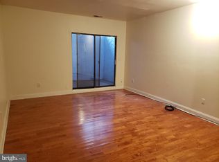 307 Arch St APT 1B, Philadelphia, PA 19106