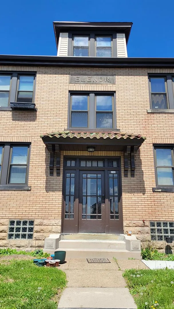Building Photo - 226 Sunnyland Ave