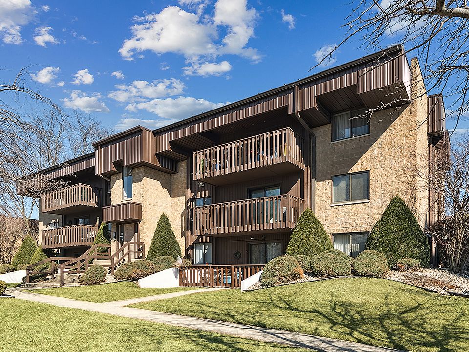 1st image of 109 Caterpillar Dr APT 2A