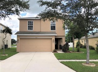 7735 Carriage Pointe Dr, Gibsonton, FL 33534