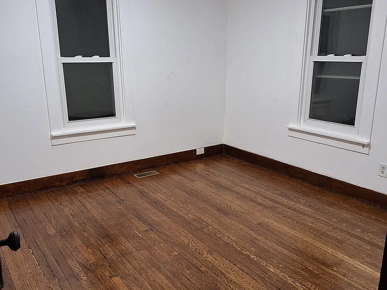 34 Roosevelt Ave #1 — Photo 14
