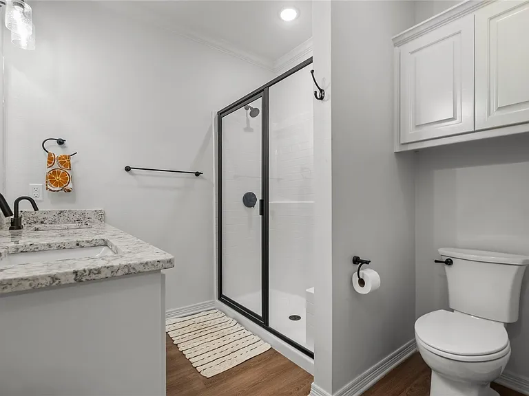 3067 Royal Garden Rd — Photo 15
