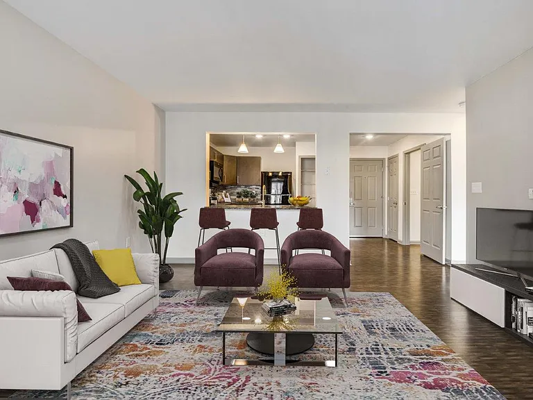 Greenwood Cove Apartment Homes — Photo 6